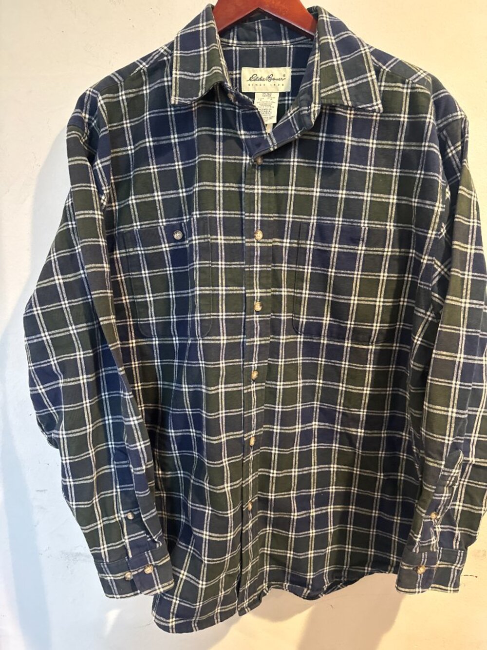 Eddie Bauer Plaid 100% Cotton Thick Mens Button Shirt